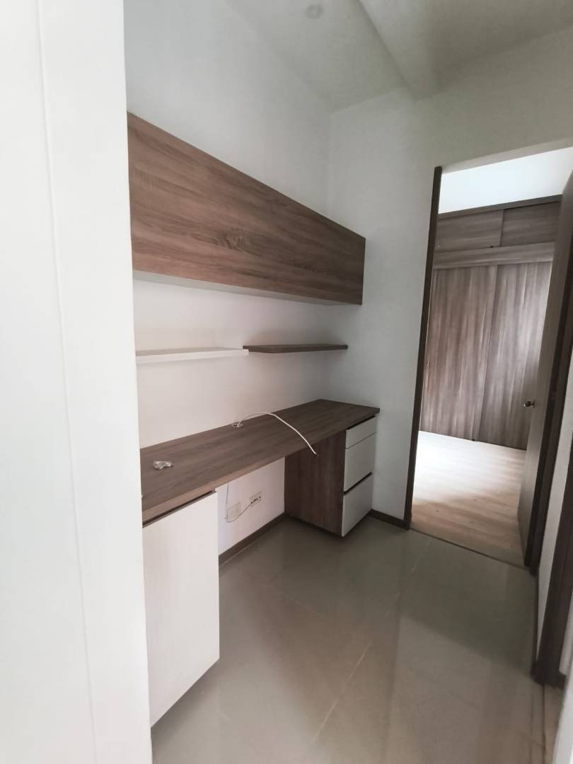 Apartamento en arriendo en San German, Medellín · foto 11 de 14