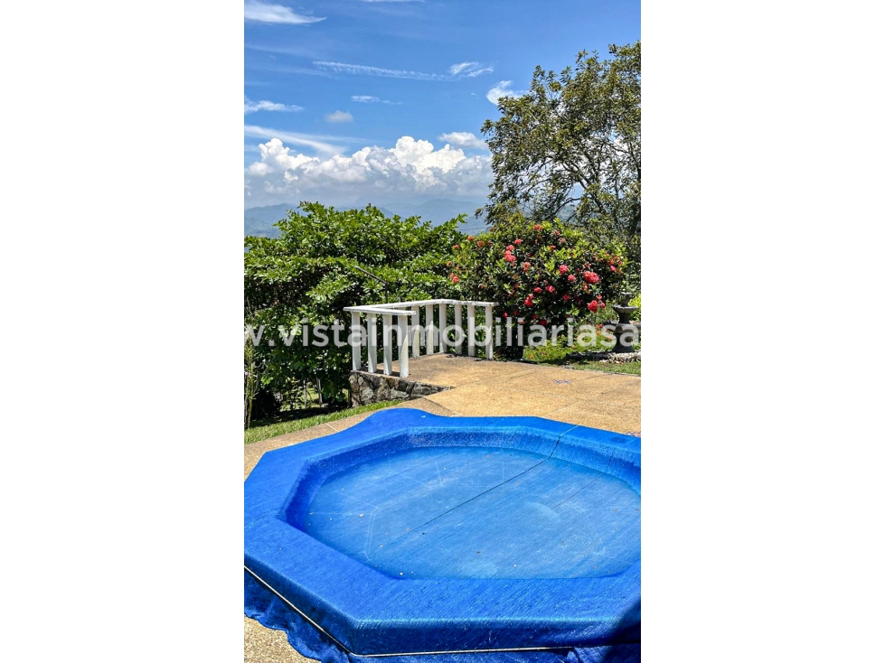 Casa en venta en La Cabaña, Manizales · foto 2 de 15