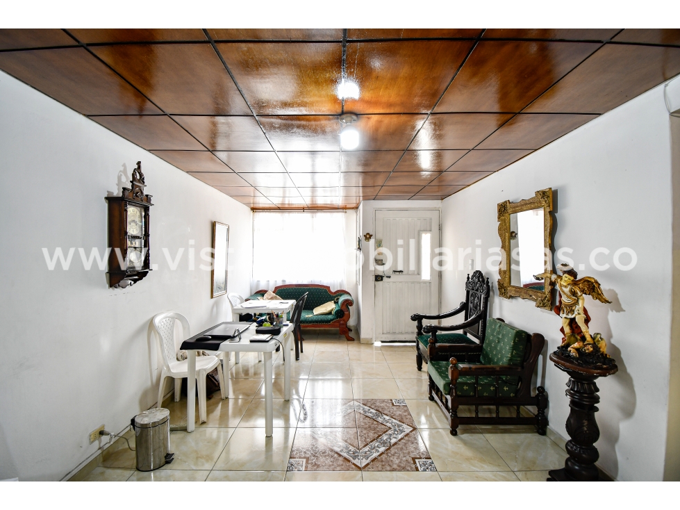 Casa en venta en Chipre, Manizales · foto 3 de 24