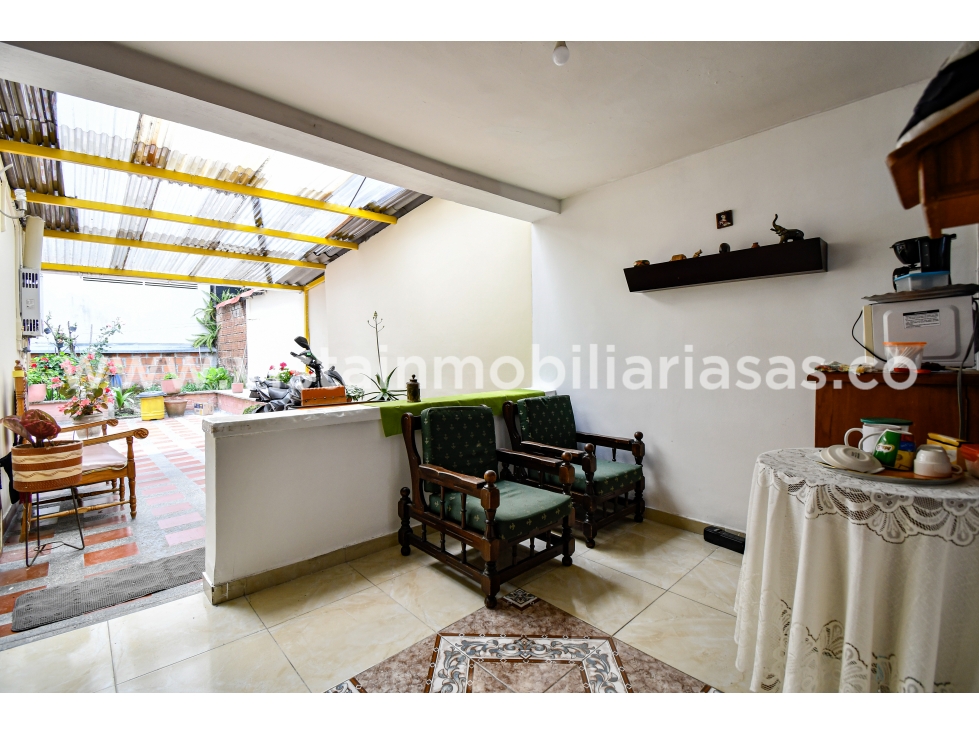 Casa en venta en Chipre, Manizales · foto 5 de 24