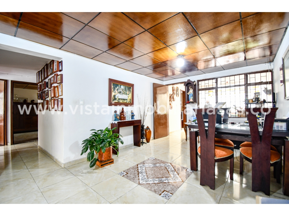 Casa en venta en Chipre, Manizales · foto 6 de 24