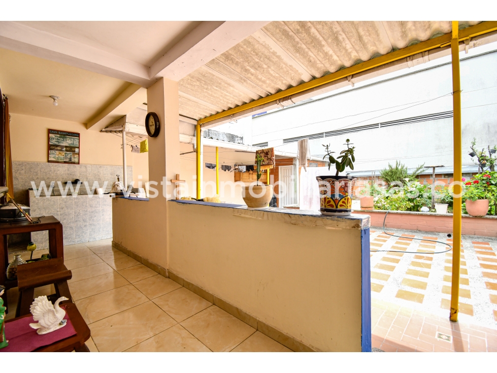 Casa en venta en Chipre, Manizales · foto 17 de 24