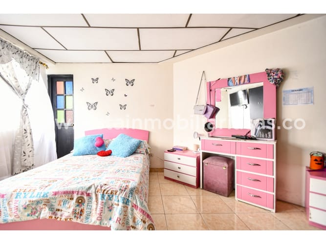 Apartamento en venta en Fundadores, Manizales · foto 6 de 10