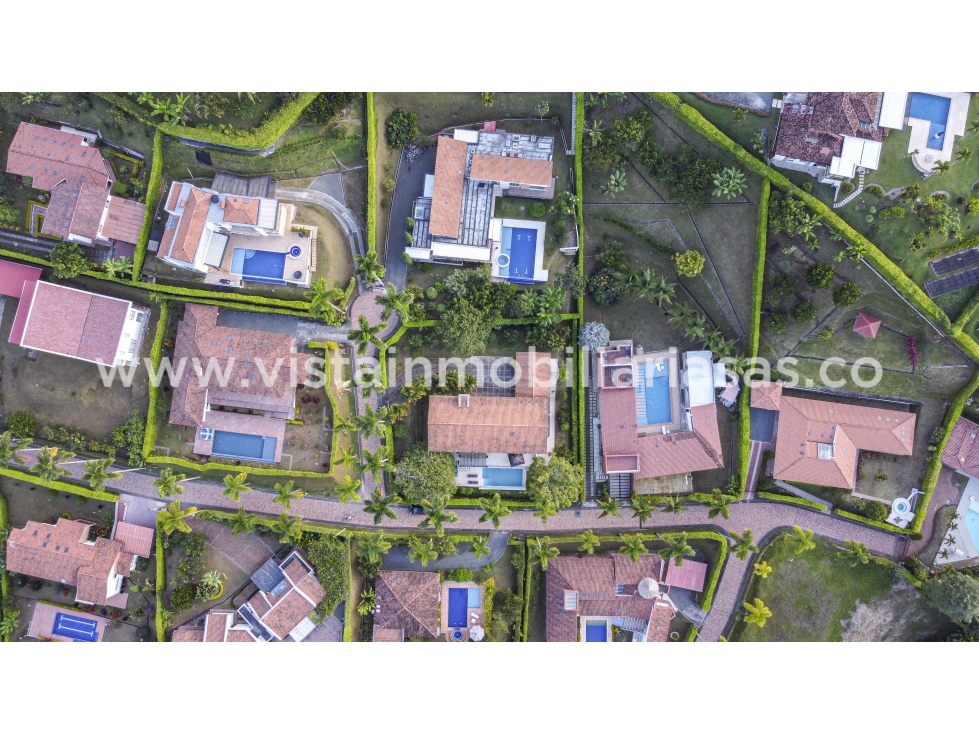 Casa en venta en San Bernardo Del Viento, Manizales · foto 2 de 24
