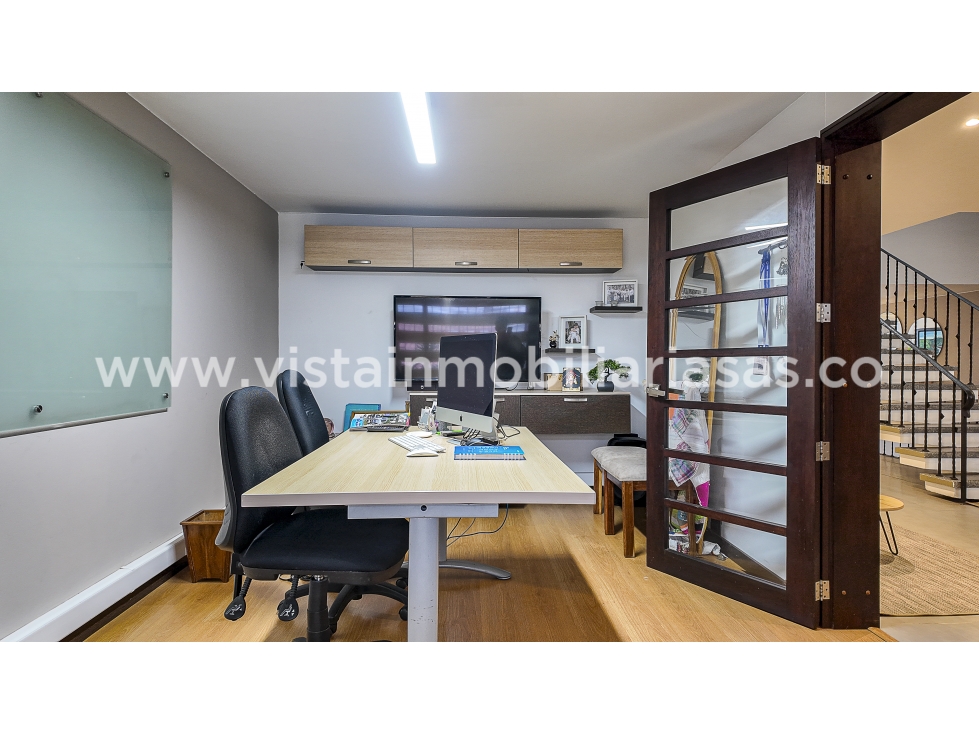 Casa en venta en La Camelia, Manizales · foto 3 de 24