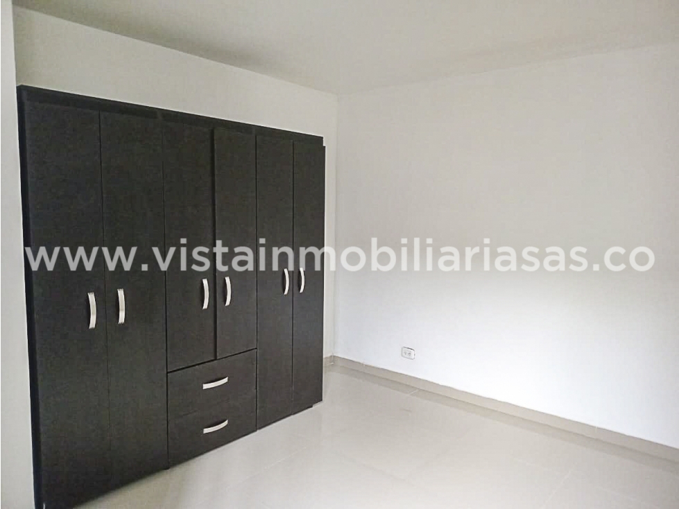 Apartamento en venta en Ondas Del Otún, Manizales · foto 3 de 14