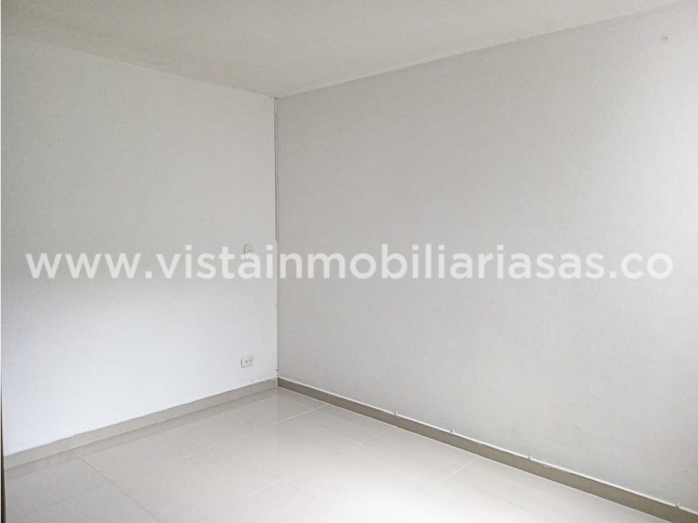 Apartamento en venta en Ondas Del Otún, Manizales · foto 4 de 14