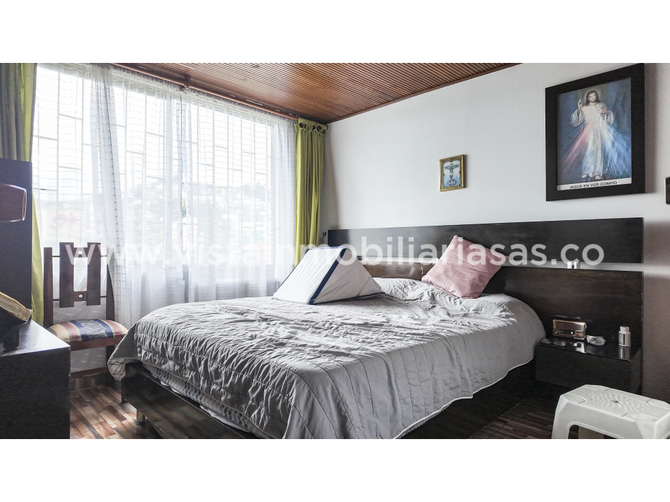Casa en venta en Avenida Kevin Angel, Manizales · foto 6 de 12