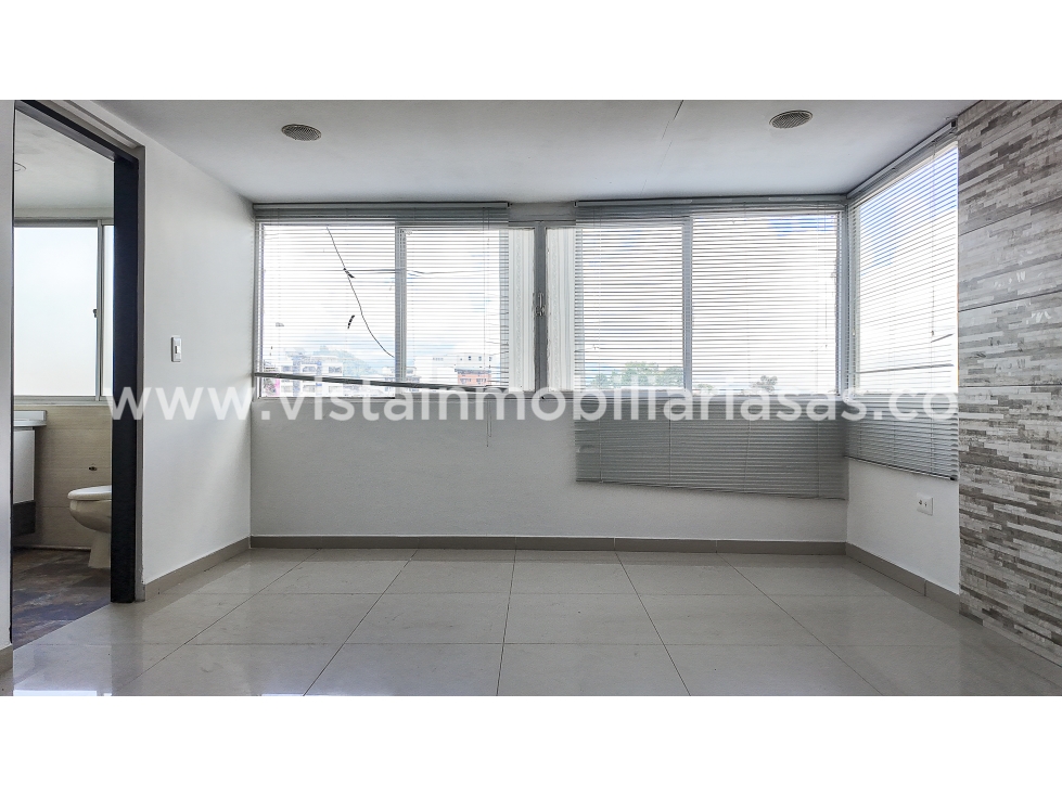 Apartamento en venta en La Arboleda, Manizales · foto 4 de 12