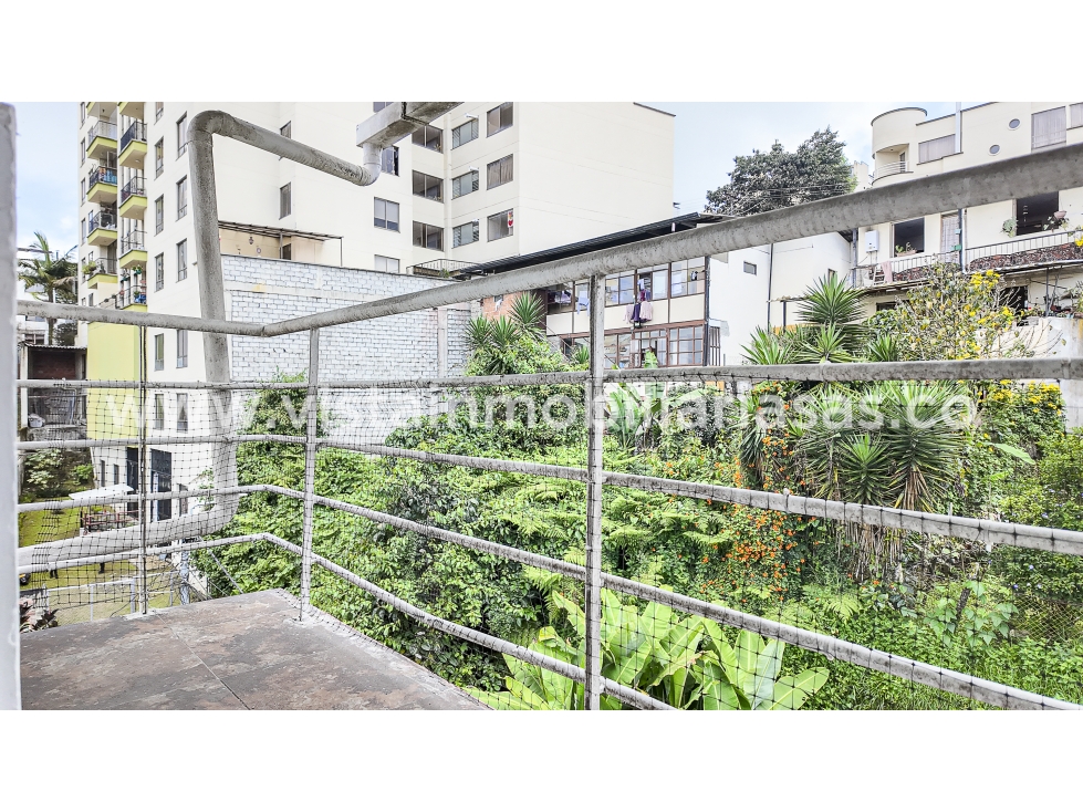 Apartamento en venta en La Arboleda, Manizales · foto 8 de 12