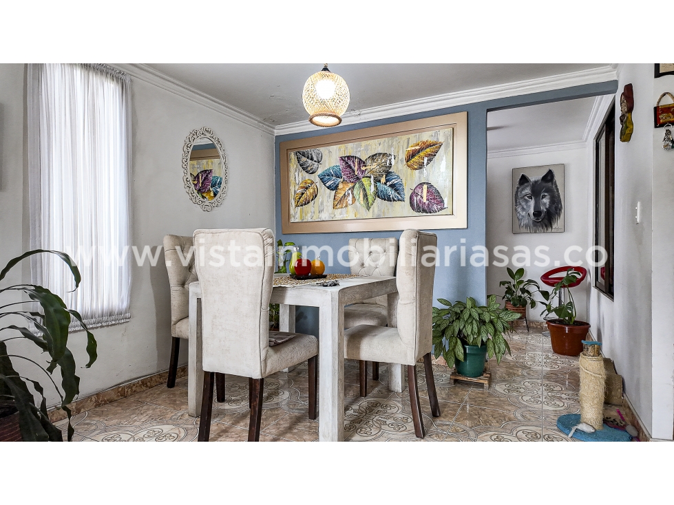 Casa en venta en Avenida Kevin Angel, Manizales · foto 2 de 18