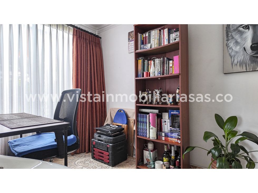 Casa en venta en Avenida Kevin Angel, Manizales · foto 9 de 18