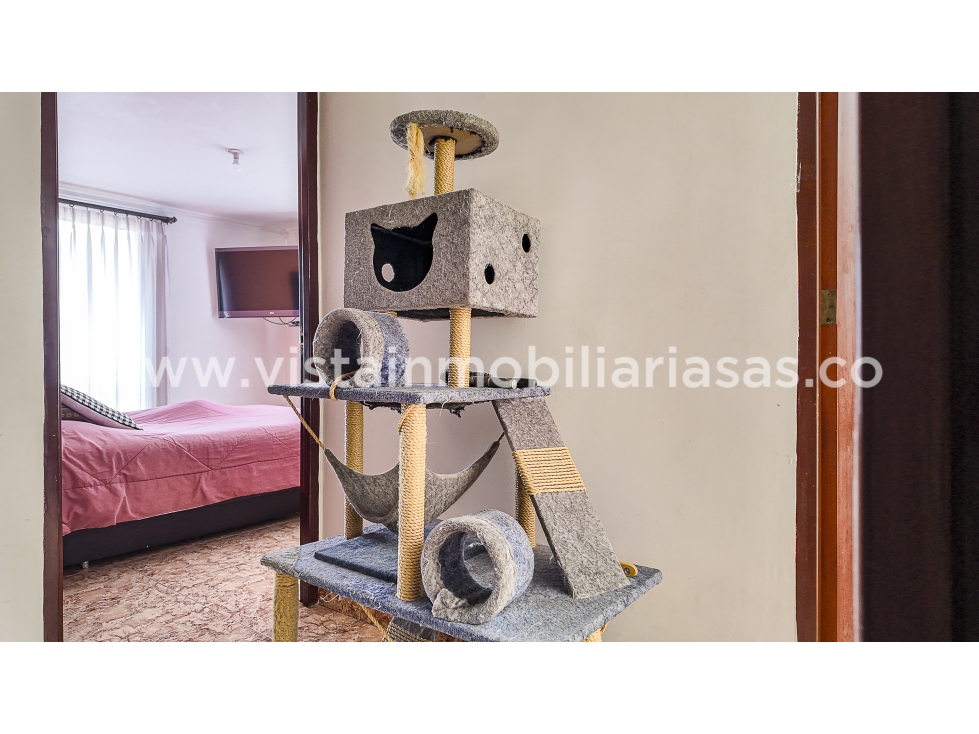 Casa en venta en Avenida Kevin Angel, Manizales · foto 10 de 18