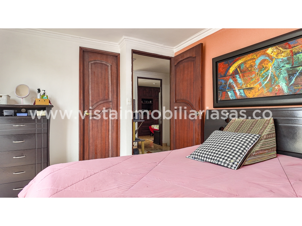 Casa en venta en Avenida Kevin Angel, Manizales · foto 13 de 18
