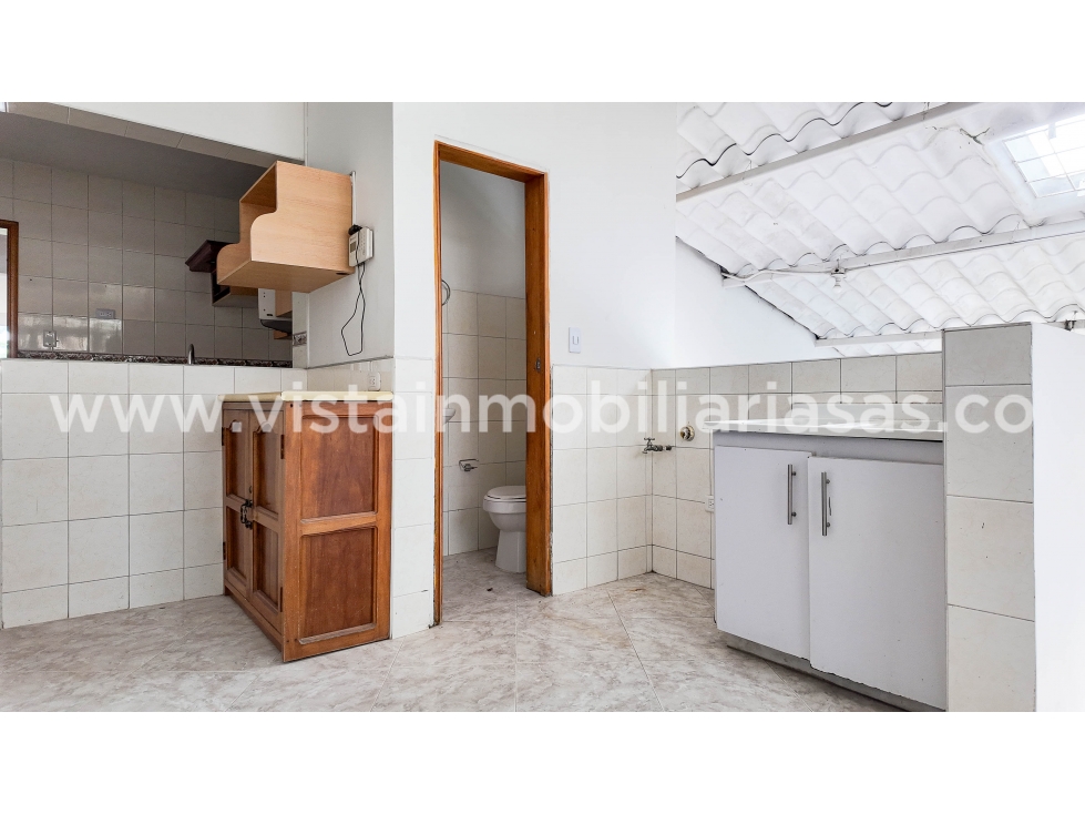 Casa en venta en Chipre, Manizales · foto 3 de 24