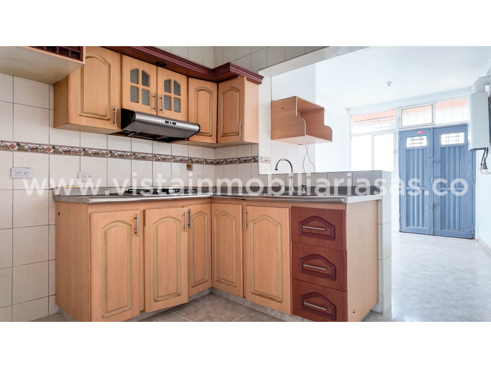 Casa en venta en Chipre, Manizales · foto 5 de 24