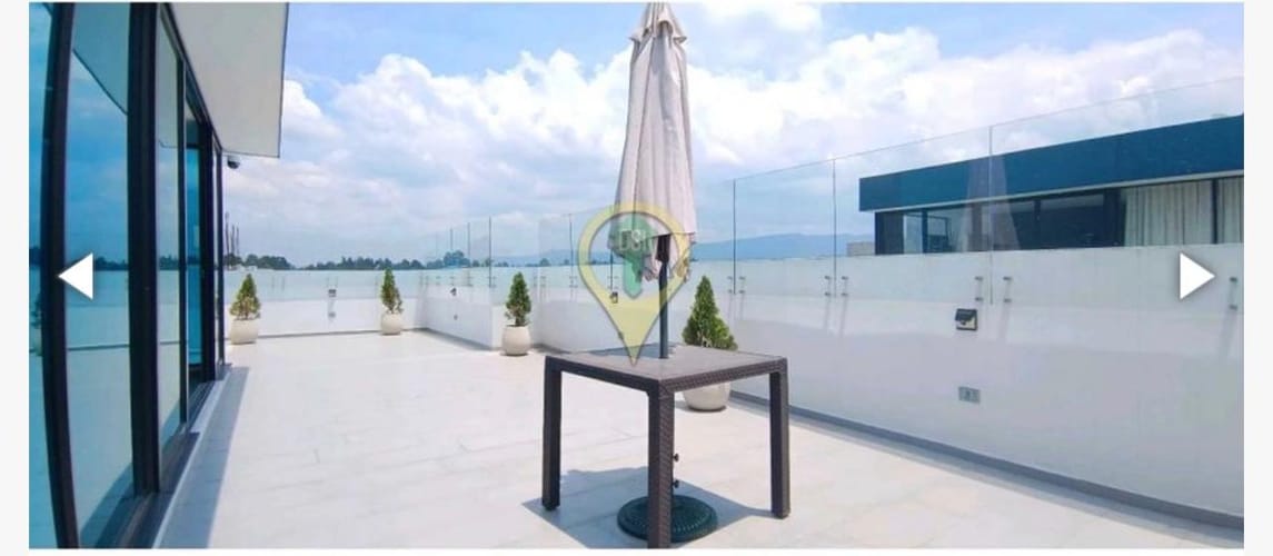 Casa de 3 alcobas en arriendo en Cota, 220 m² · foto 18 de 20