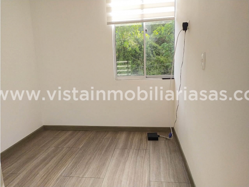 Apartamento en venta en Estambul, Manizales · foto 11 de 17