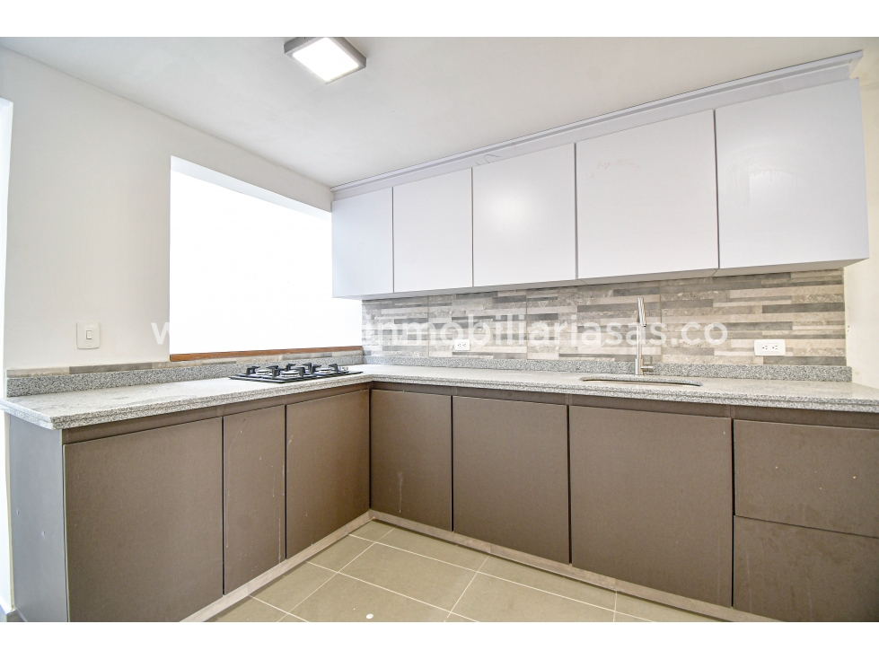 Casa en venta en La Camelia, Manizales · foto 8 de 24