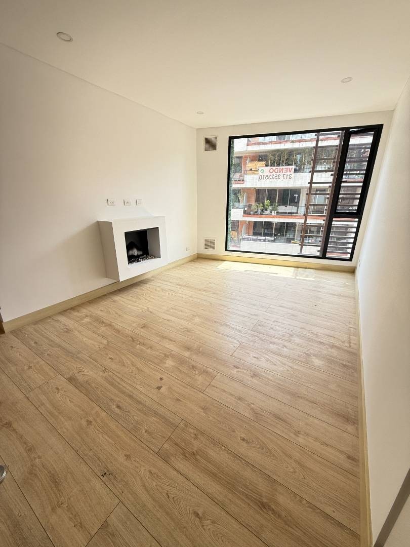 Apartamento en venta en Los Rosales, Bogotá · foto 4 de 20