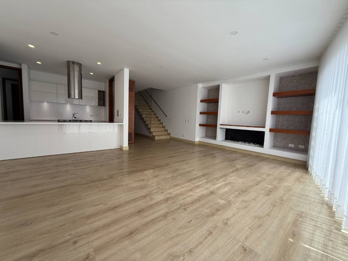 Apartamento en venta en Los Rosales, Bogotá · foto 5 de 20