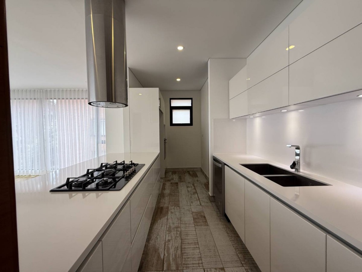 Apartamento en venta en Los Rosales, Bogotá · foto 6 de 20