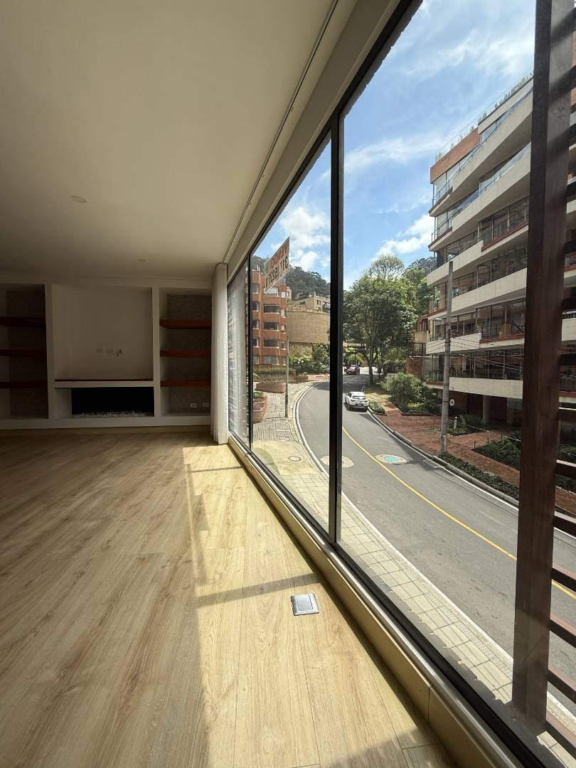 Apartamento en venta en Los Rosales, Bogotá · foto 7 de 20