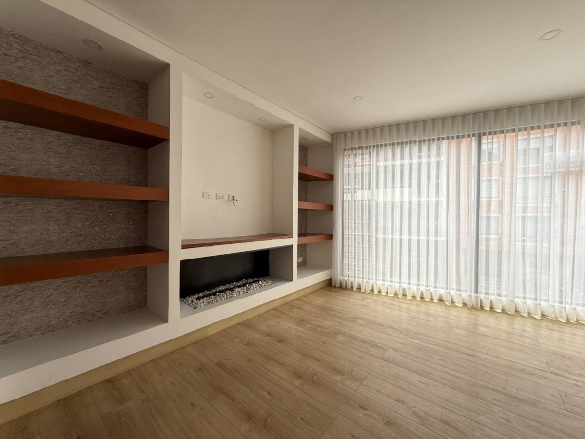 Apartamento en venta en Los Rosales, Bogotá · foto 11 de 20
