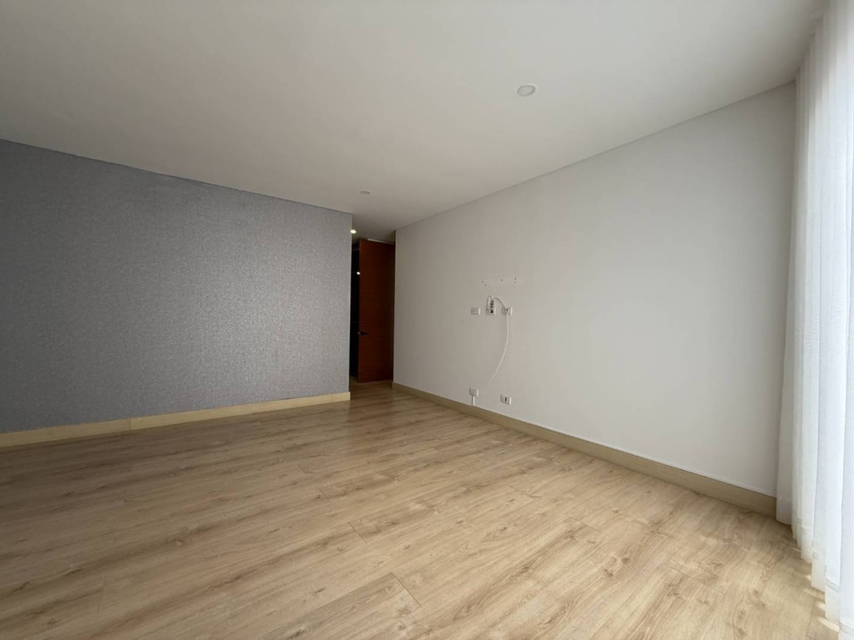 Apartamento en venta en Los Rosales, Bogotá · foto 12 de 20