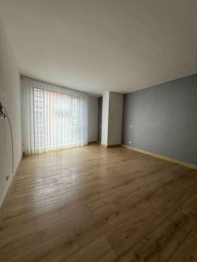 Apartamento en venta en Los Rosales, Bogotá · foto 17 de 20