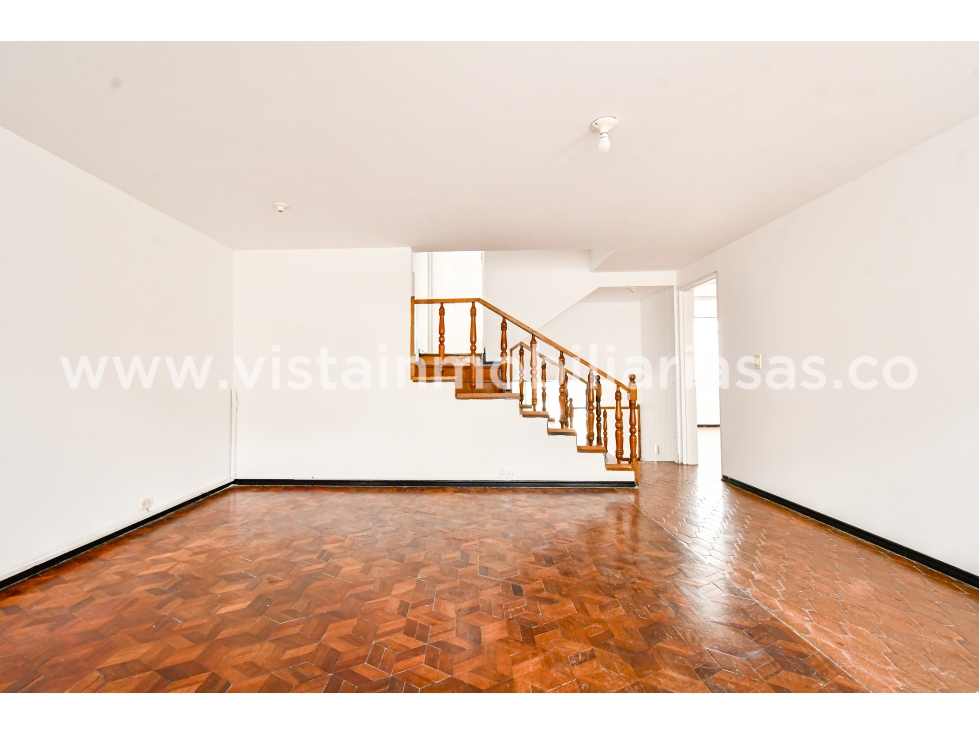 Casa en venta en Guayacanes, Manizales · foto 3 de 24