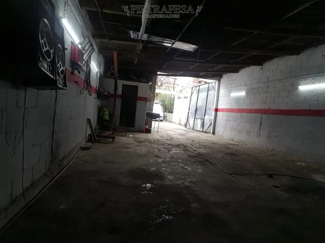 Galpón + apto en alquiler, 2 baños. Cerrito. · Foto 5