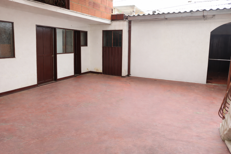 Casa en venta en La Cabana, Bogotá · foto 2 de 14