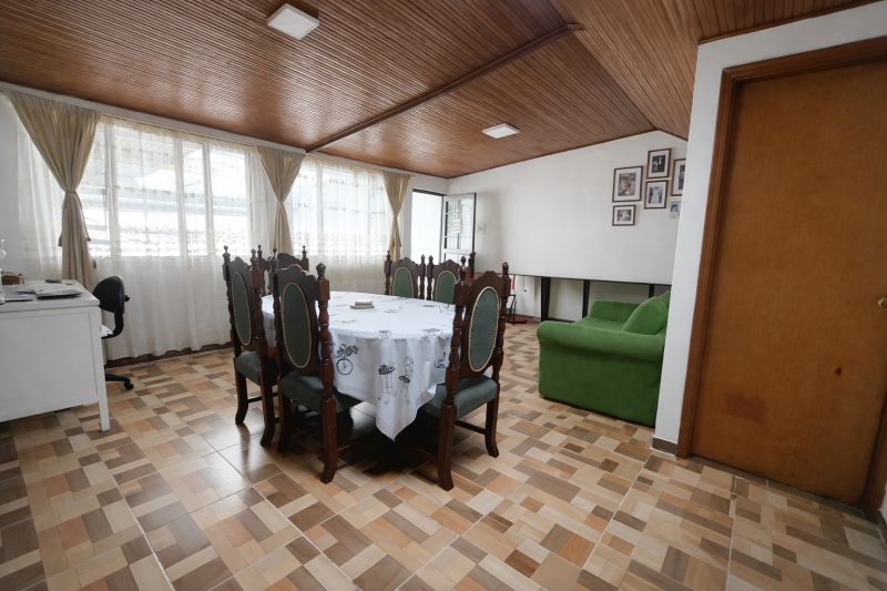 Casa en venta en La Cabana, Bogotá · foto 3 de 14
