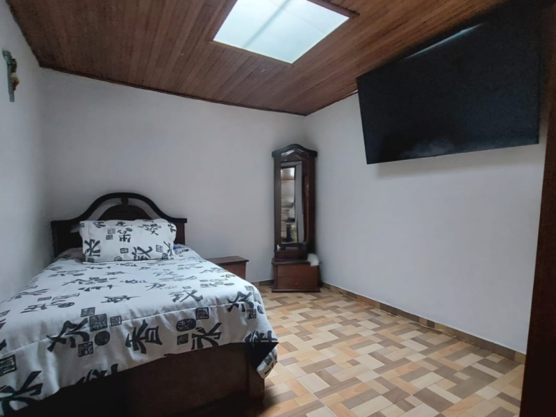 Casa en venta en La Cabana, Bogotá · foto 4 de 14