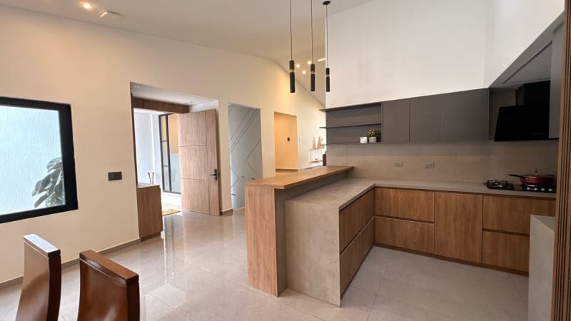Casa de 6 alcobas en venta en Ciudad Jardin, Cali, 1144 m² · foto 2 de 24