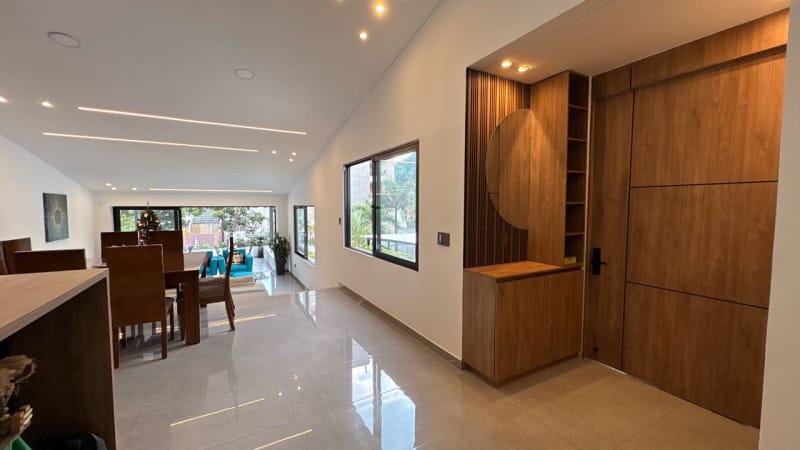 Casa de 6 alcobas en venta en Ciudad Jardin, Cali, 1144 m² · foto 8 de 24