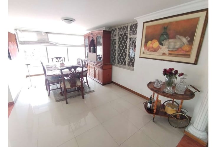 Casa de 4 alcobas en venta en Niza, Bogotá, 325 m² · foto 13 de 24