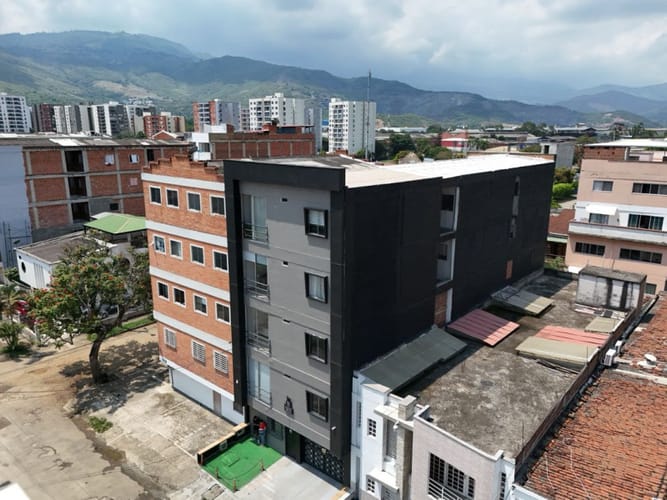 Edificio en venta en La Flora, Cali, 1200 m² · foto 4 de 21