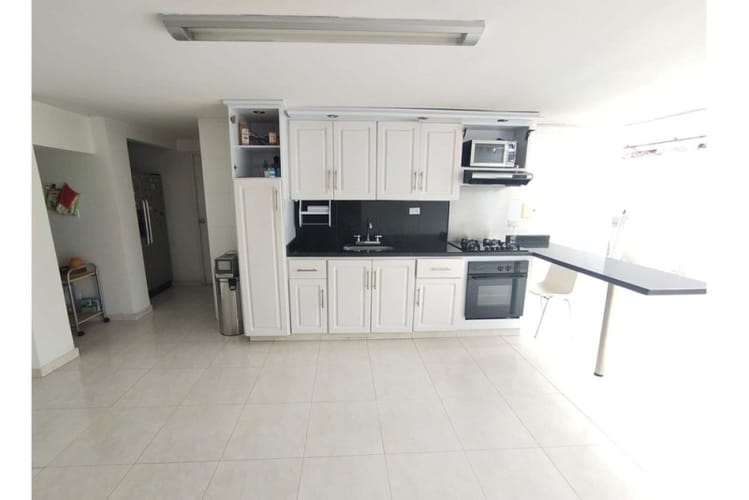 Casa de 4 alcobas en venta en Niza, Bogotá, 325 m² · foto 19 de 24
