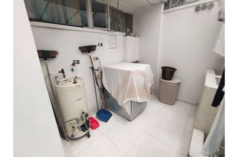 Casa de 4 alcobas en venta en Niza, Bogotá, 325 m² · foto 20 de 24