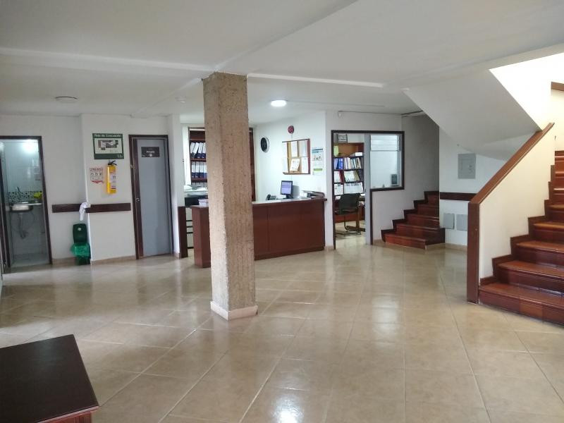 Casa en venta en Rafael Nuñez, Bogotá · foto 2 de 15