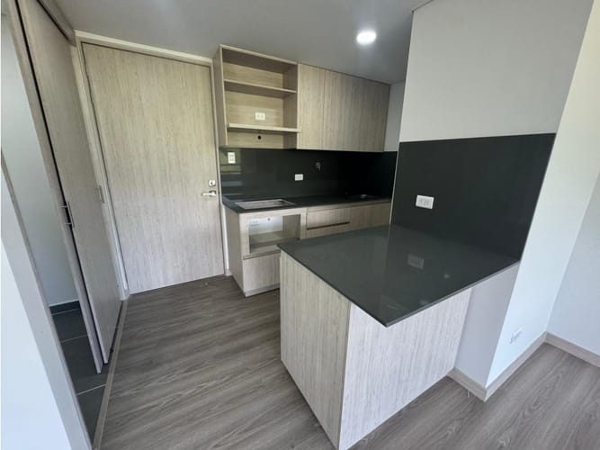 Apartamento de 1 alcoba en venta en Ancon Sur, Sabaneta, 70 m² · foto 3 de 16