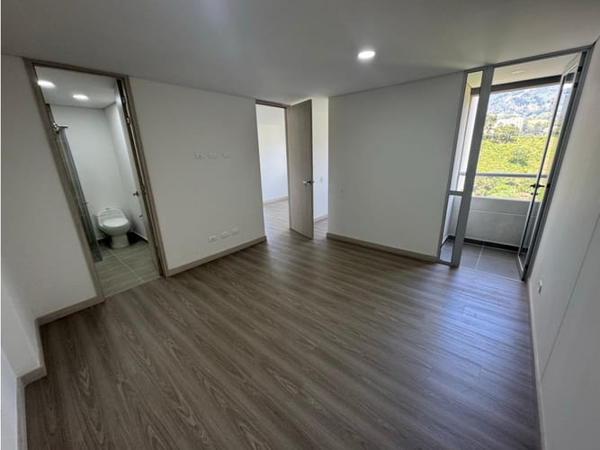 Apartamento de 1 alcoba en venta en Ancon Sur, Sabaneta, 70 m² · foto 8 de 16