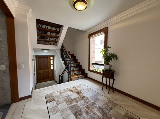 Casa de 4 alcobas en venta en Cerros De Suba, Bogotá, 268 m² · foto 5 de 24