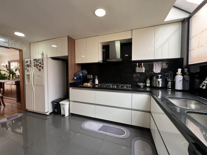 Casa de 4 alcobas en venta en Cerros De Suba, Bogotá, 268 m² · foto 8 de 24