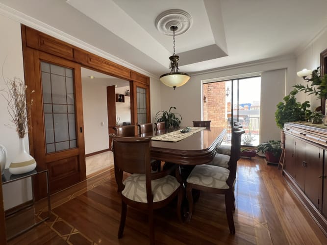 Casa de 4 alcobas en venta en Cerros De Suba, Bogotá, 268 m² · foto 12 de 24