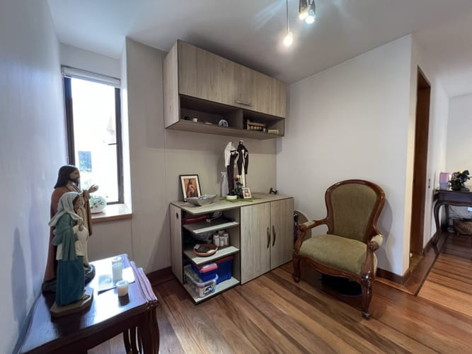Casa de 4 alcobas en venta en Cerros De Suba, Bogotá, 268 m² · foto 22 de 24
