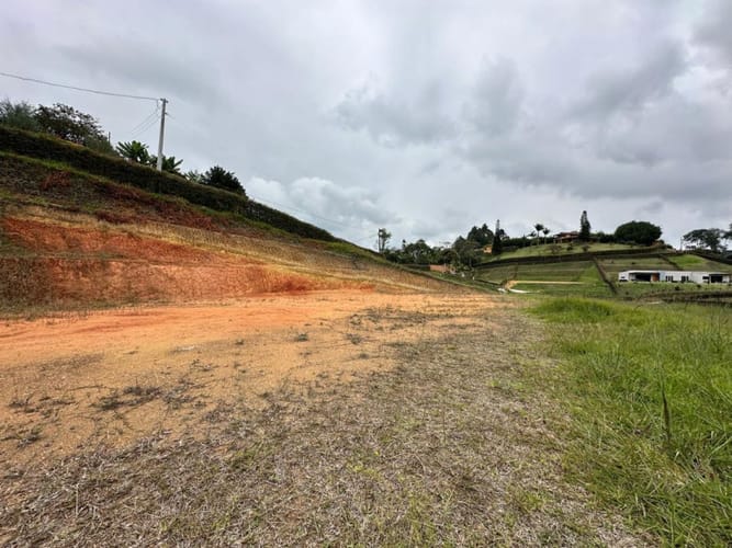 Lote en venta en El Carmen De Viboral, El Carmen de Viboral, 1900 m² · foto 8 de 15