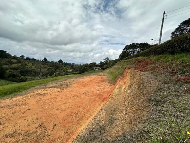 Lote en venta en El Carmen De Viboral, El Carmen de Viboral, 1900 m² · foto 9 de 15
